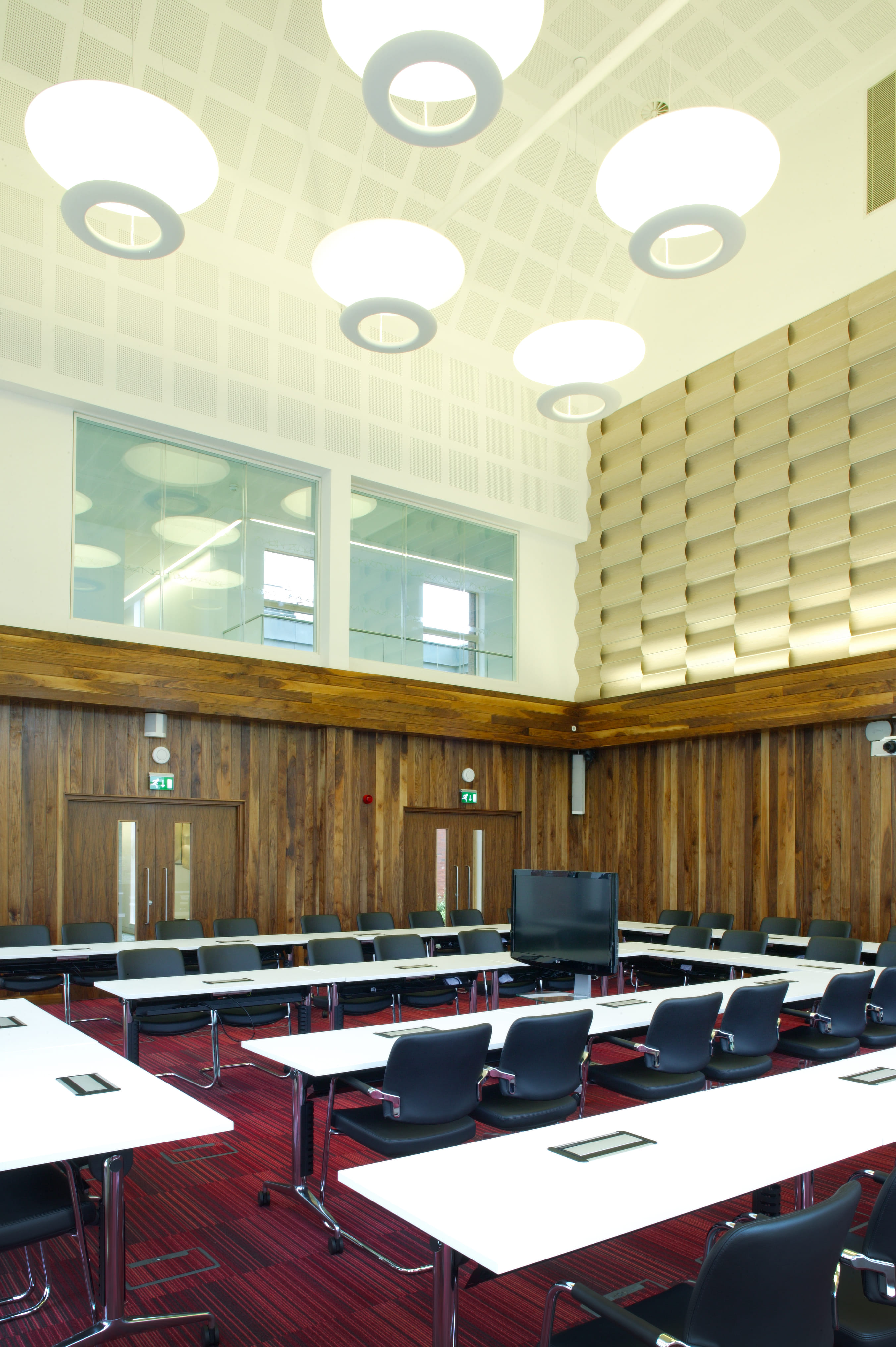 Council Chamber 09